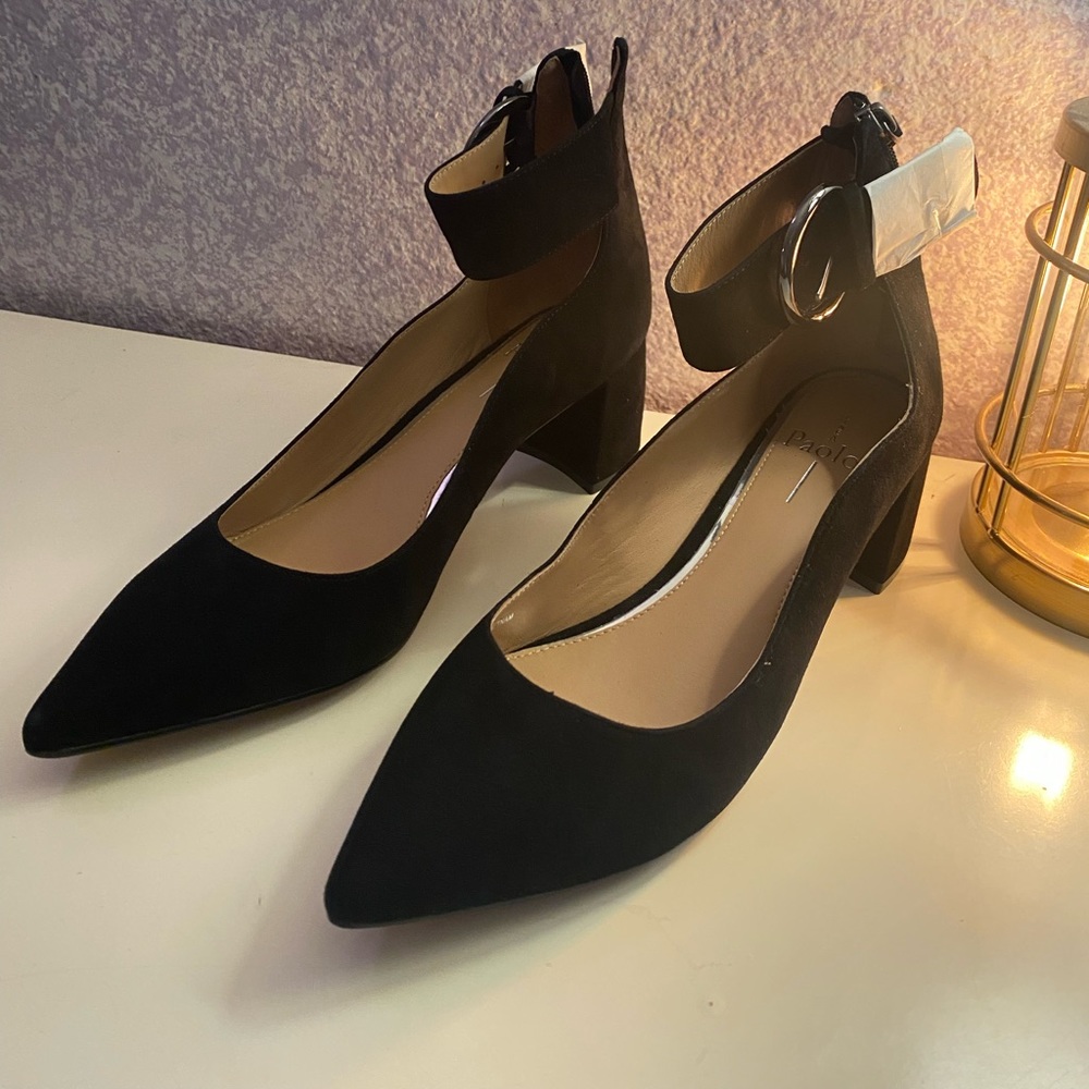 Linea Paolo heels Black block heel ankle strap brand new size 8 1/2